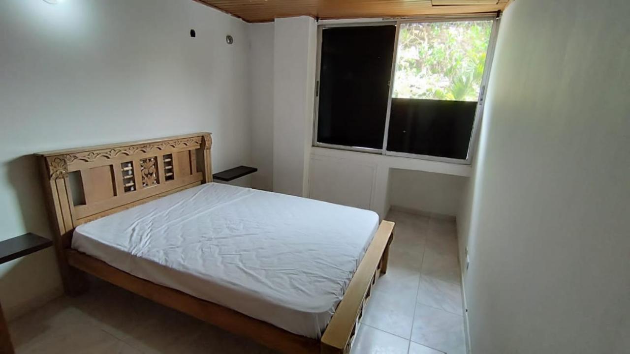 Apartamento Condominio Frente A La Playa En Crespo *