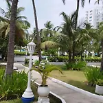 Condominio Frente A La Playa En Crespo