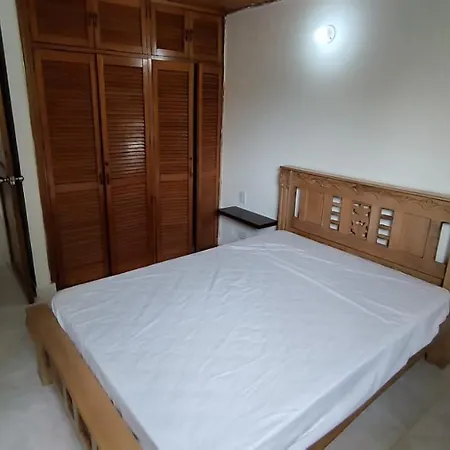 Apartamento Condominio Frente A La Playa En Crespo *